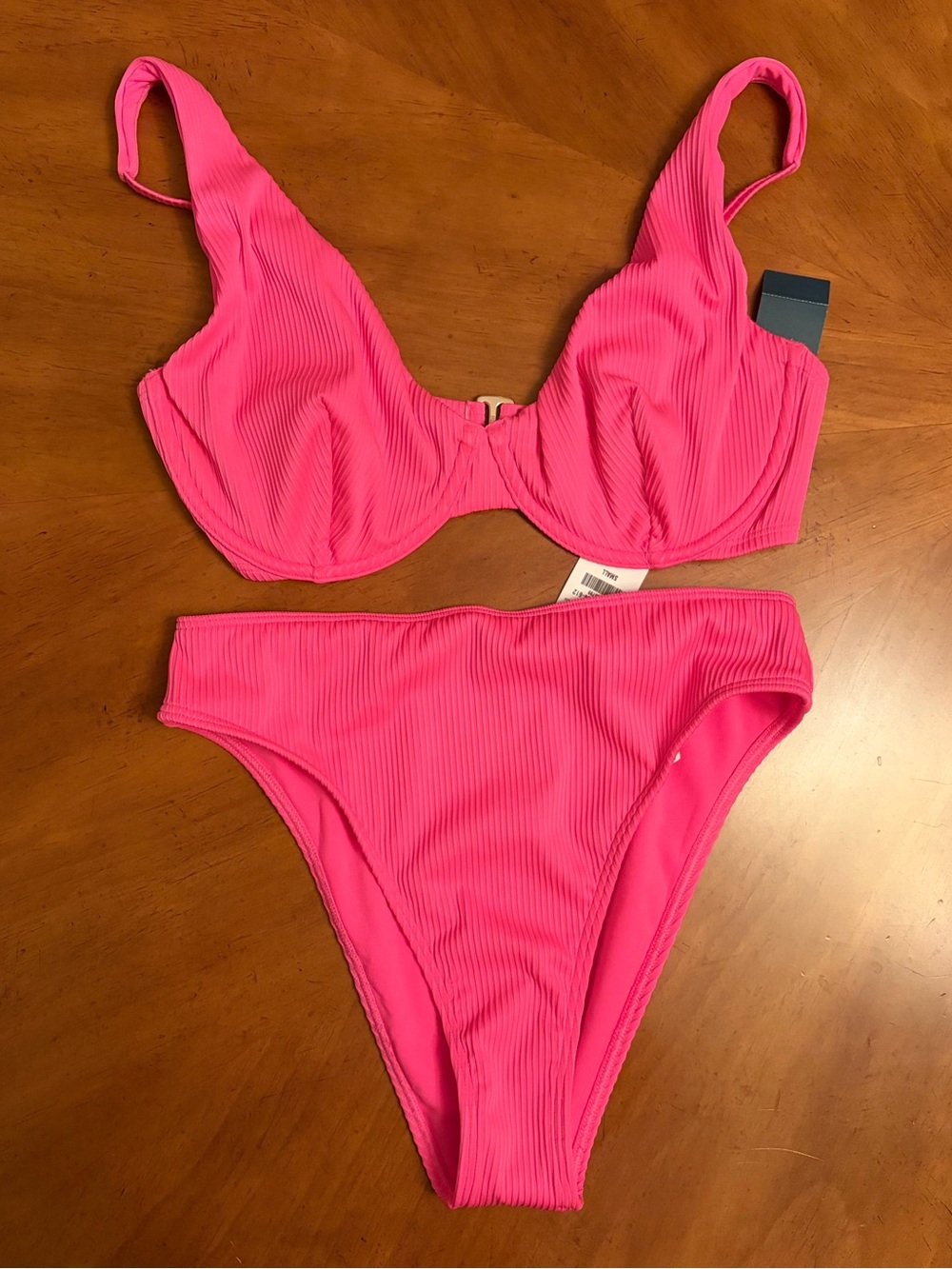 NEW Hollister Pink Ribbed Underwire Bikini Set - Women Swim